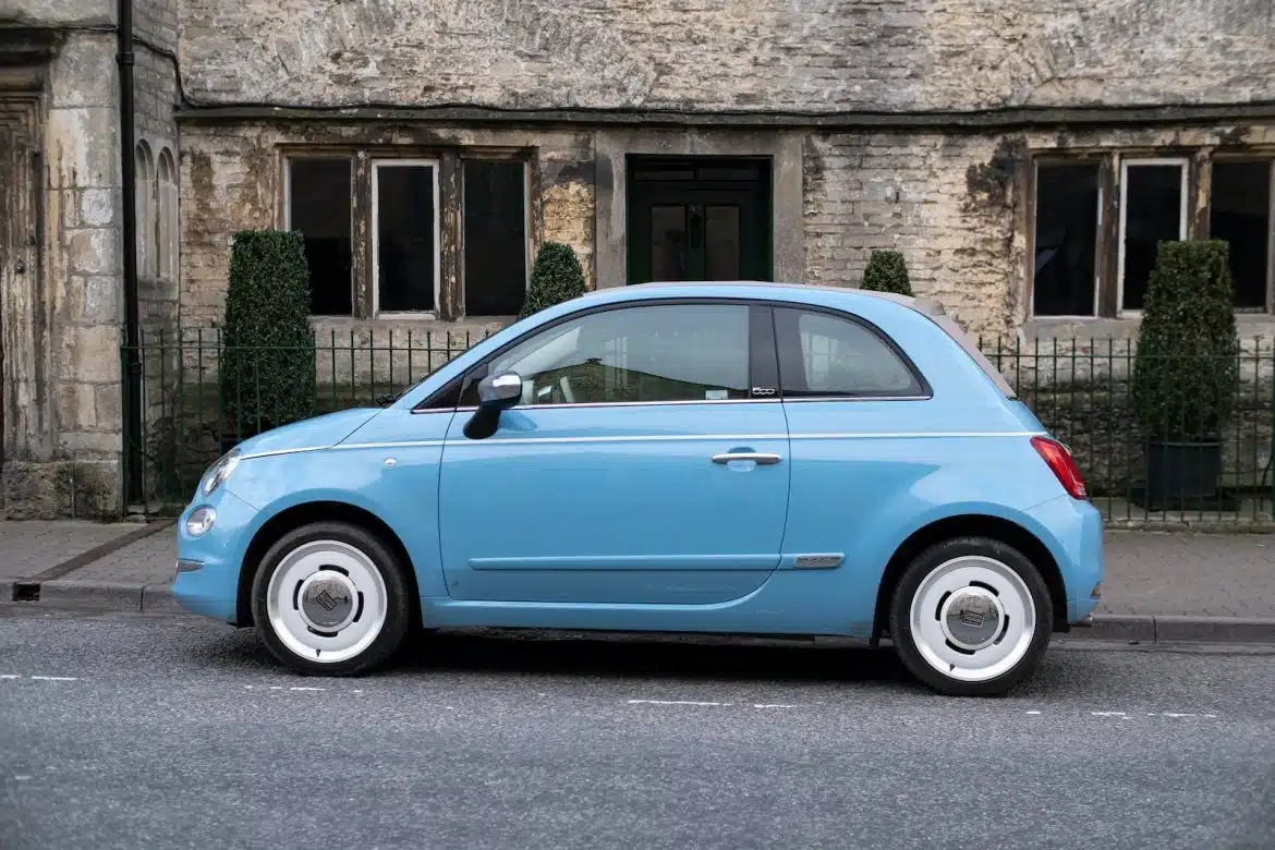 fiat 500 bleue