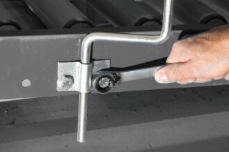 Maintenance en milieu humide et corrosif : choisir ses clés pour des conditions difficiles